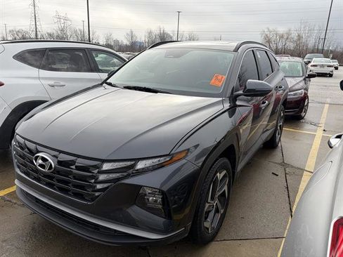 Used 2023 Hyundai Tucson SEL w/ Convenience Package image 1