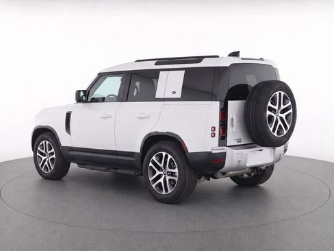 Used 2020 Land Rover Defender 110 HSE AWD/4WD image 3