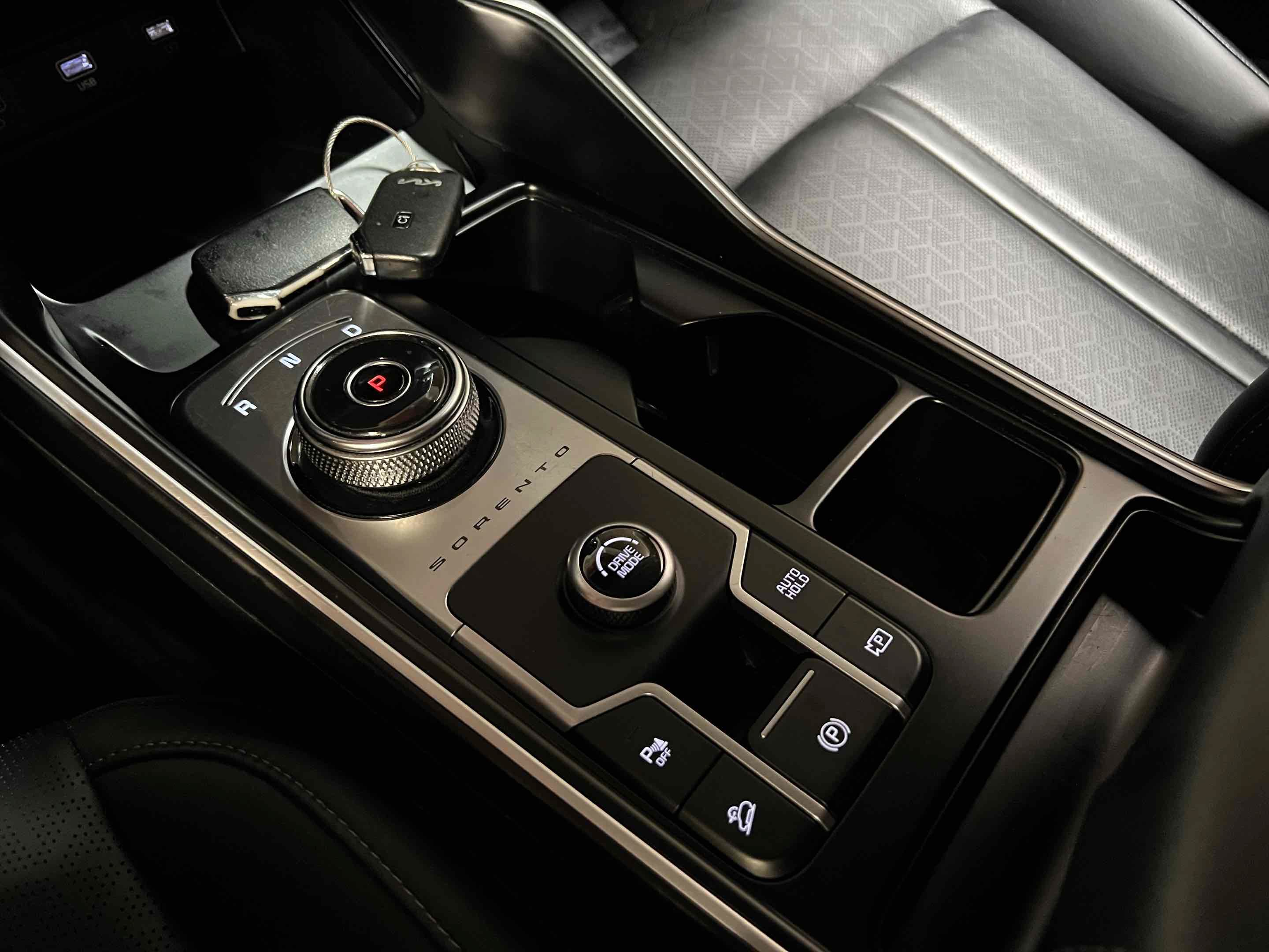 Used 2022 Kia Sorento S FWD image 42