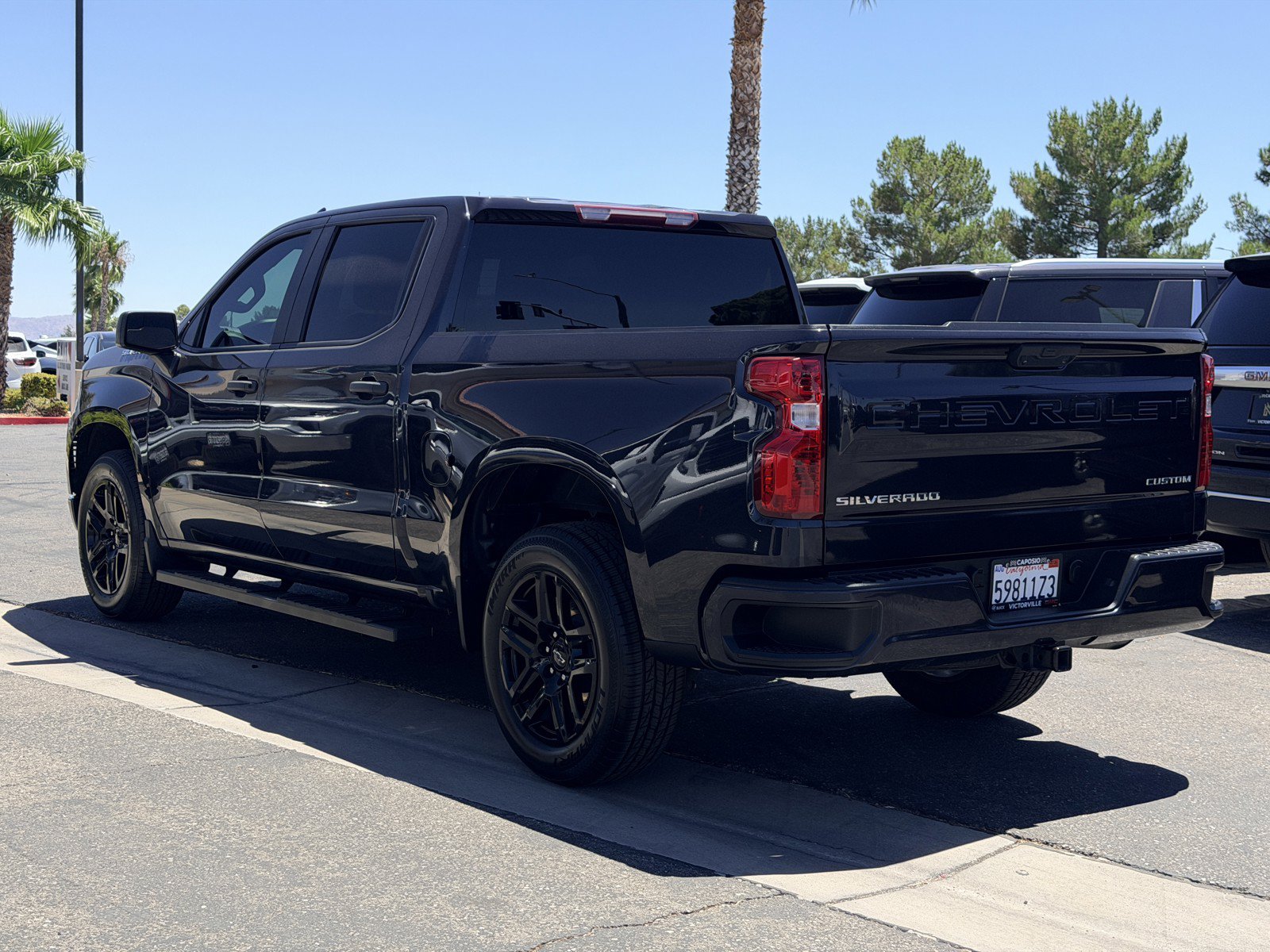 Used 2023 Chevrolet Silverado 1500 Custom RWD image 4
