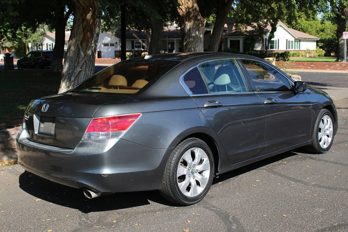 Used 2010 Honda Accord EX-L image 6