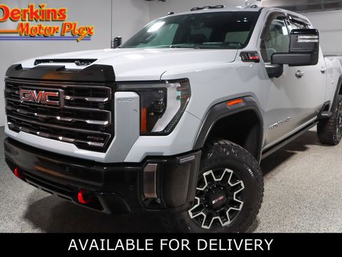 Used 2024 GMC Sierra 2500 AT4X AWD/4WD image 1