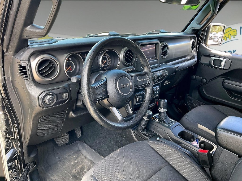Used 2023 Jeep Gladiator Sport AWD/4WD image 8