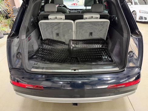 Used 2018 Audi Q7 3.0T Premium Plus w/ Premium Plus Package AWD/4WD image 9
