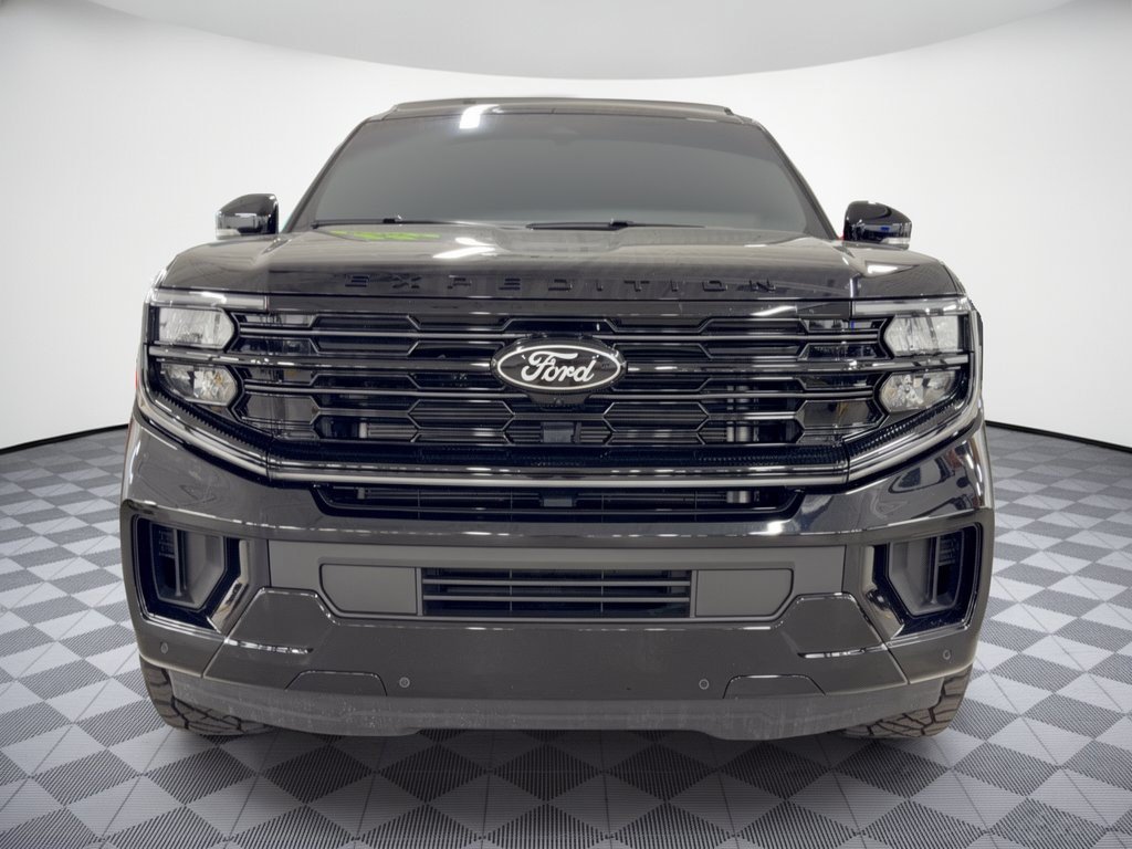 Used 2025 Ford Expedition Max Platinum w/ Stealth Appearance Package AWD/4WD image 6