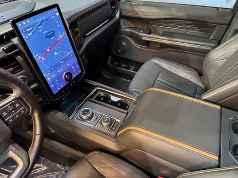 Used 2023 Ford Expedition Max Platinum image 39