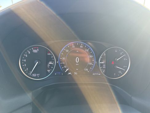 Used 2022 Buick Enclave Premium w/ Experience Buick Package image 10