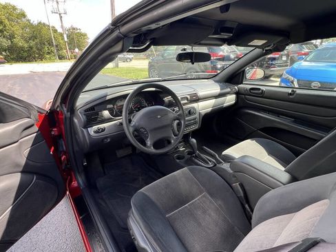 Used 2004 Chrysler Sebring LXi image 15