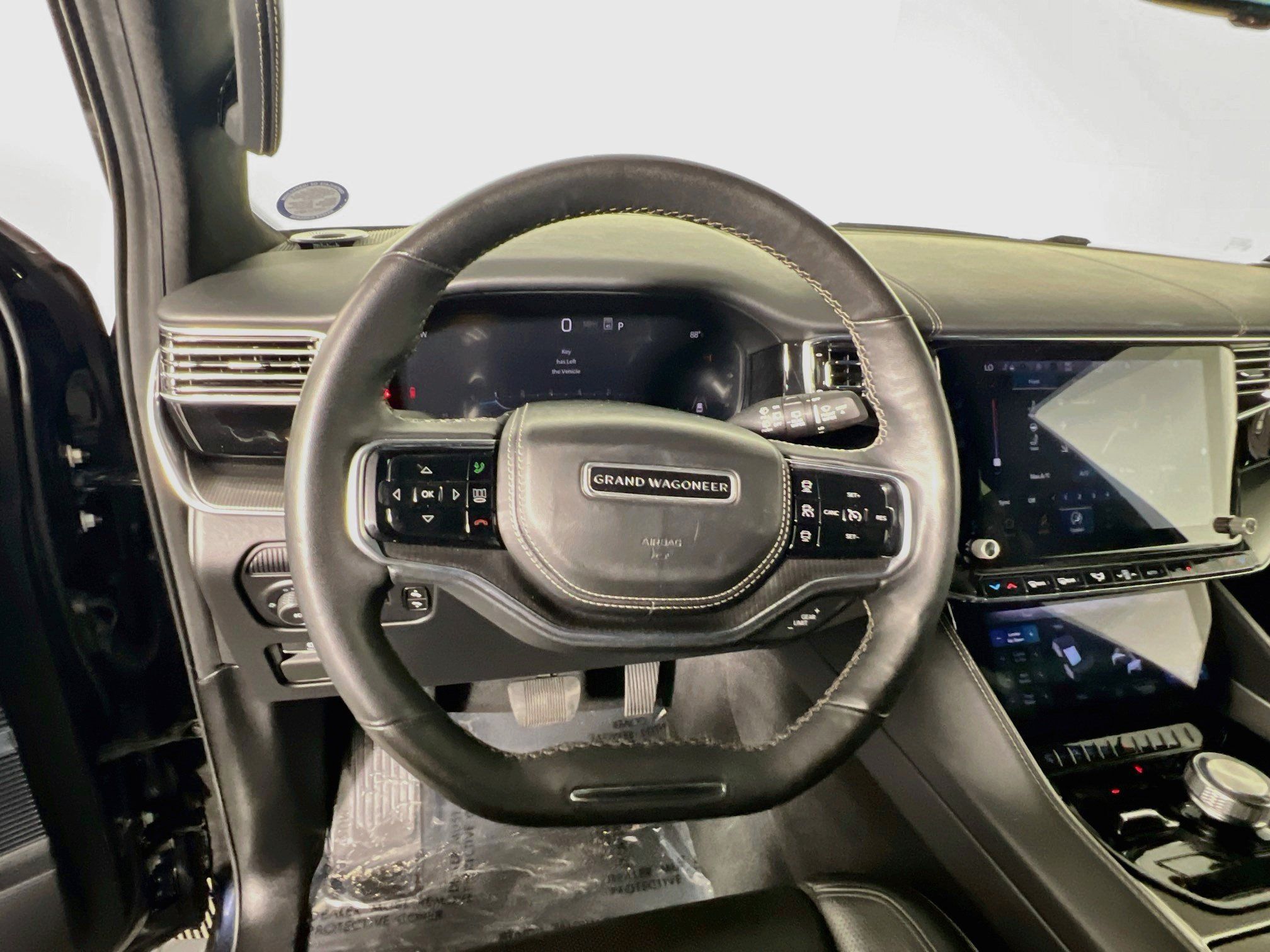 Used 2024 Jeep Grand Wagoneer Series II Obsidian w/ Quick Order Packagew 28T AWD/4WD image 17