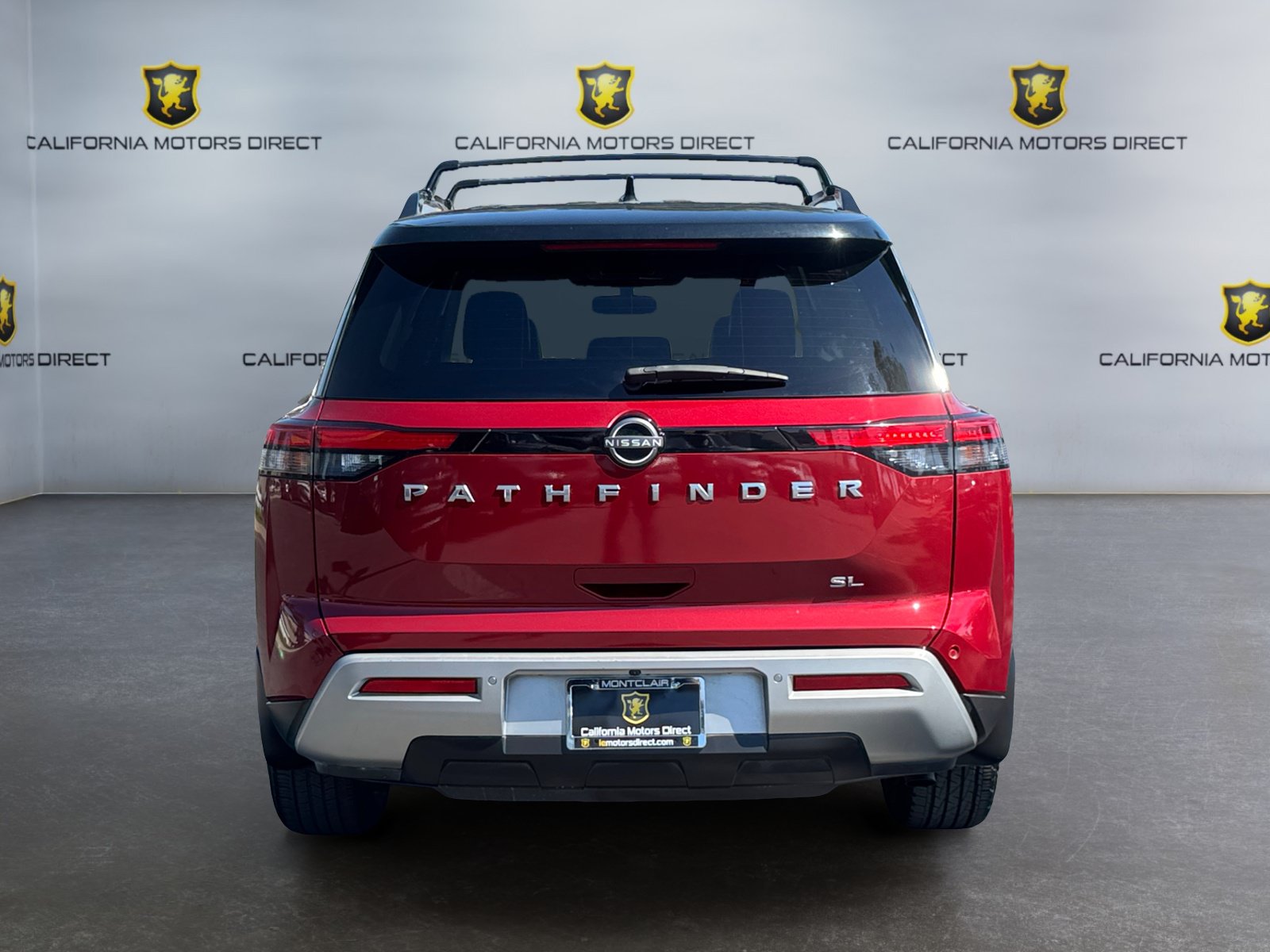 Used 2022 Nissan Pathfinder SL FWD image 4