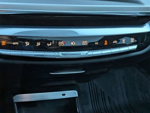 Used 2024 Cadillac Lyriq Sport image 25