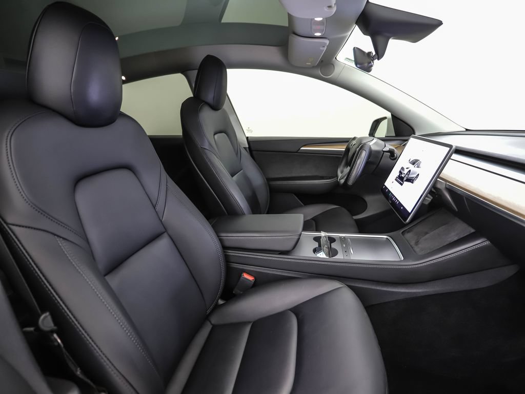 Used 2023 Tesla Model Y Long Range AWD/4WD image 28