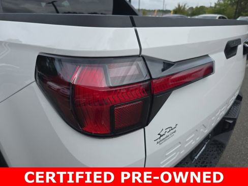 Used 2025 Hyundai Santa Cruz SE FWD image 34
