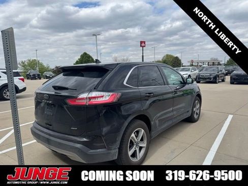 Certified 2022 Ford Edge SEL w/ Convenience Package AWD/4WD image 4