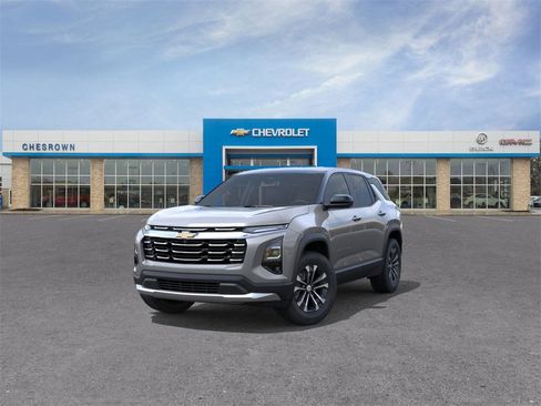 New 2026 Chevrolet Equinox LT w/ Convenience Package II image 8