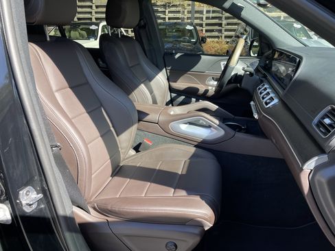 Certified 2022 Mercedes-Benz GLS 450 4MATIC image 51