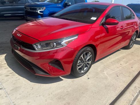 Used 2024 Kia Forte LXS FWD image 24
