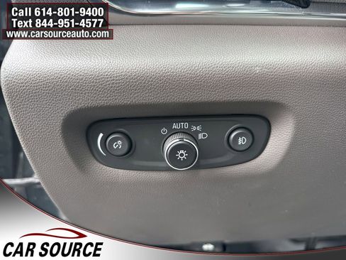 Used 2018 Chevrolet Traverse Premier image 19