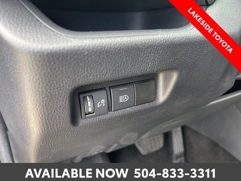 Certified 2025 Toyota RAV4 XLE FWD image 27