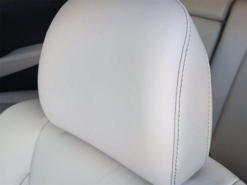 Used 2015 Lexus RX 450h FWD image 23