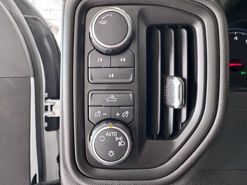 Certified 2024 Chevrolet Silverado 2500 Custom w/ Custom Convenience Package AWD/4WD image 22