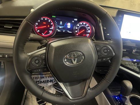 Used 2024 Toyota Camry XSE image 17