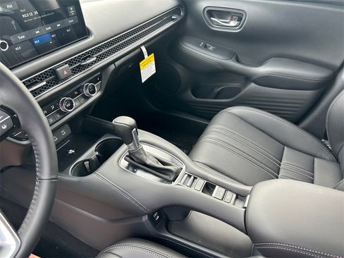 New 2026 Honda HR-V EX-L image 10