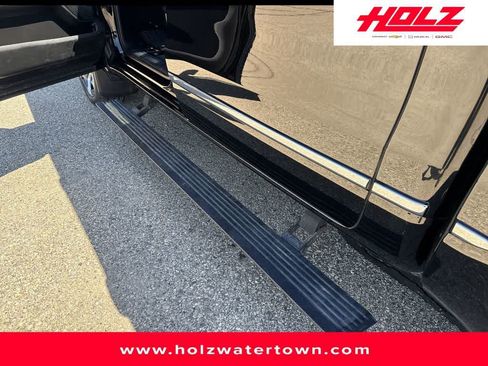 Used 2022 RAM 1500 Limited AWD/4WD image 11