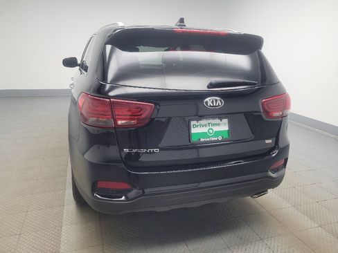 Used 2019 Kia Sorento AWD w/ LX Convenience Package image 6