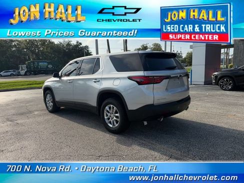 Used 2022 Chevrolet Traverse LS FWD image 6