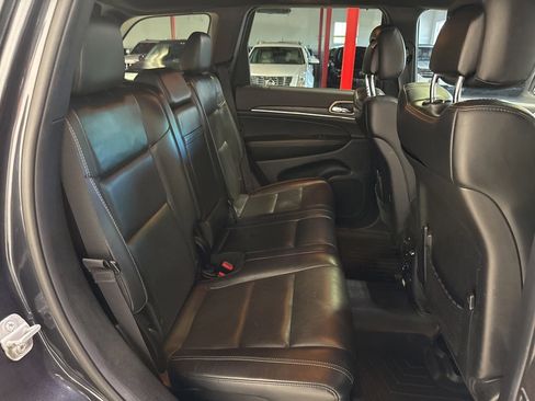 Used 2014 Jeep Grand Cherokee Limited w/ Luxury Group II AWD/4WD image 38