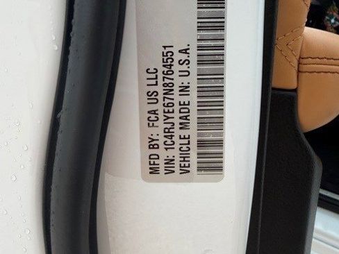 Used 2022 Jeep Grand Cherokee Summit image 9