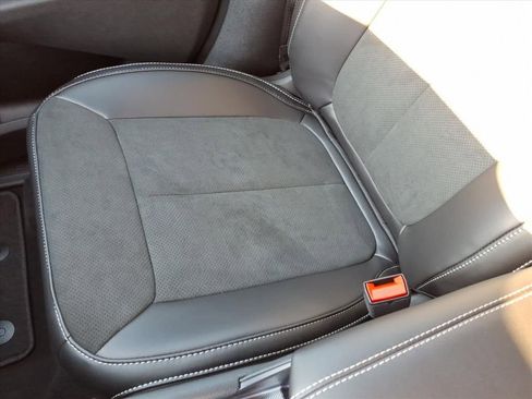 New 2025 Jeep Grand Cherokee L Altitude image 27