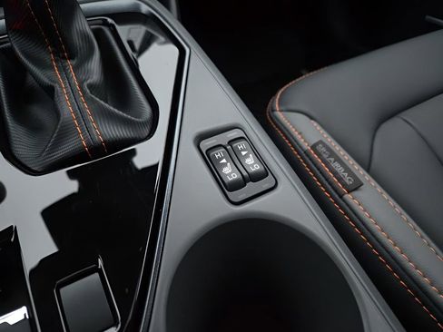 Certified 2025 Subaru Crosstrek 2.5i Limited w/ Crosstrek Mirror Package image 13