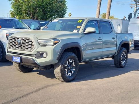 Used 2022 Toyota Tacoma TRD Off-Road w/ Technology Package RWD image 28