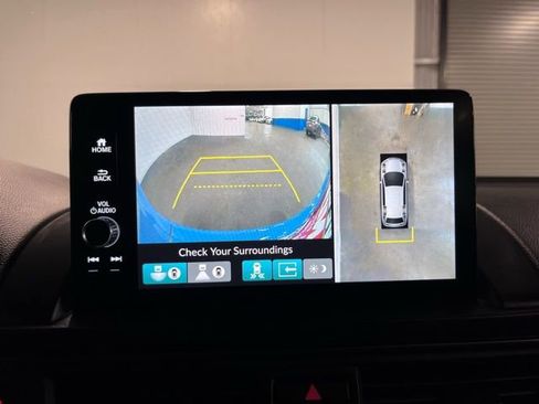 Used 2025 Honda Pilot TrailSport image 26