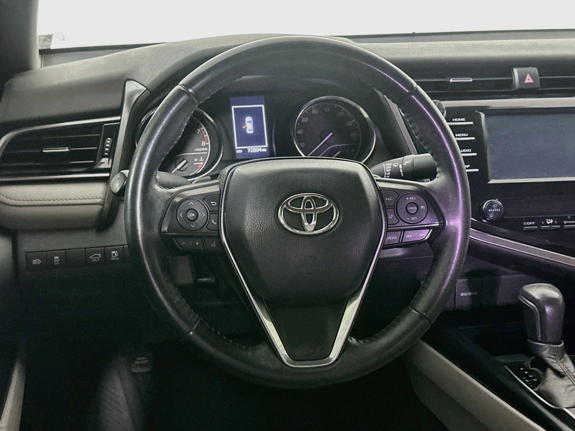 Used 2019 Toyota Camry SE w/ Carpet Mat Package FWD image 17
