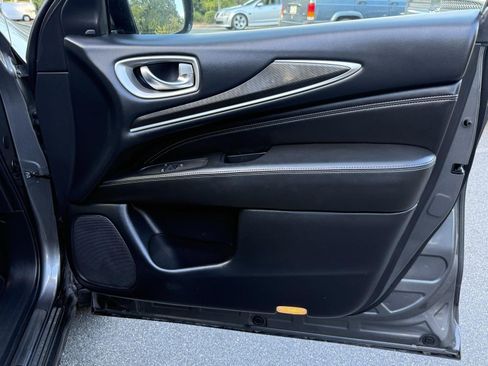 Used 2019 INFINITI QX60 Luxe image 22