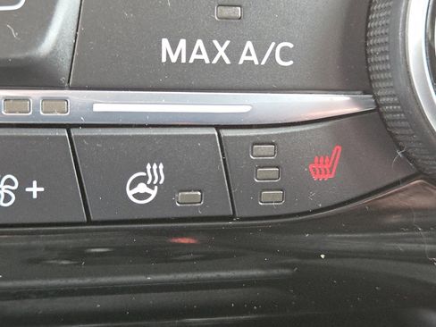 Used 2021 Ford Escape SEL image 5