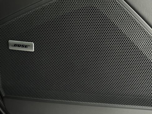 Certified 2025 Porsche Cayenne Coupe image 21