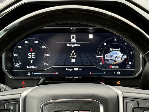 Used 2023 GMC Sierra 1500 Elevation image 26