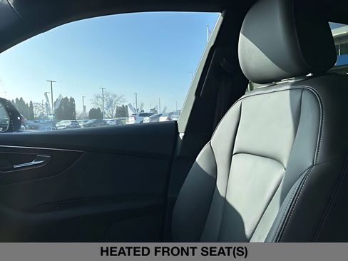 Used 2022 Audi Q8 Premium Plus w/ Premium Plus Package image 27