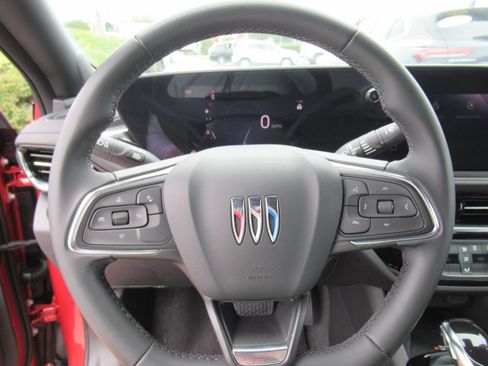 Used 2024 Buick Envista Sport Touring w/ Convenience II Package FWD image 21