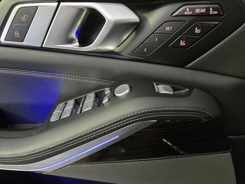 Certified 2024 BMW X7 M60i w/ Executive Package image 10