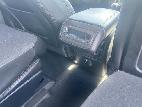 Used 2016 Chevrolet Traverse LTZ image 17