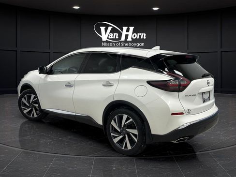 Used 2024 Nissan Murano SL image 3