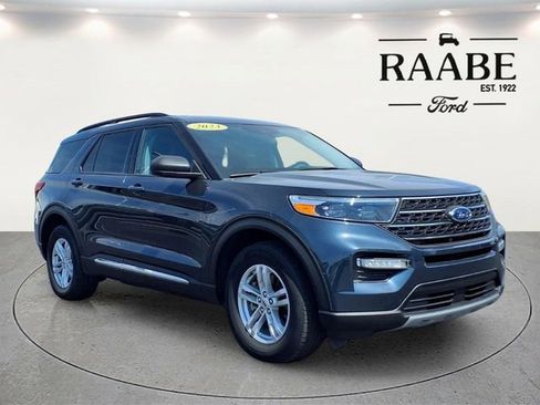 Used 2023 Ford Explorer XLT w/ Equipment Group 202A AWD/4WD image 1