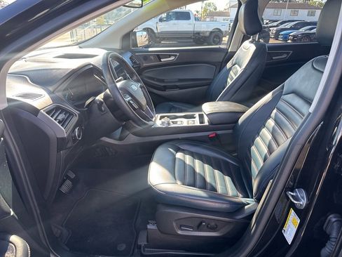 Used 2024 Ford Edge SEL w/ Sport Appearance Package image 13