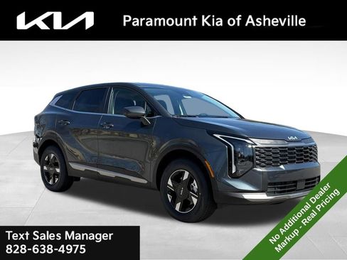 New 2026 Kia Sportage LX image 1