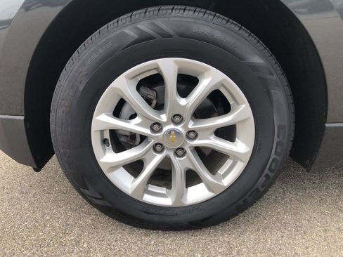 Used 2019 Chevrolet Equinox LS w/ LS Convenience Package FWD image 5